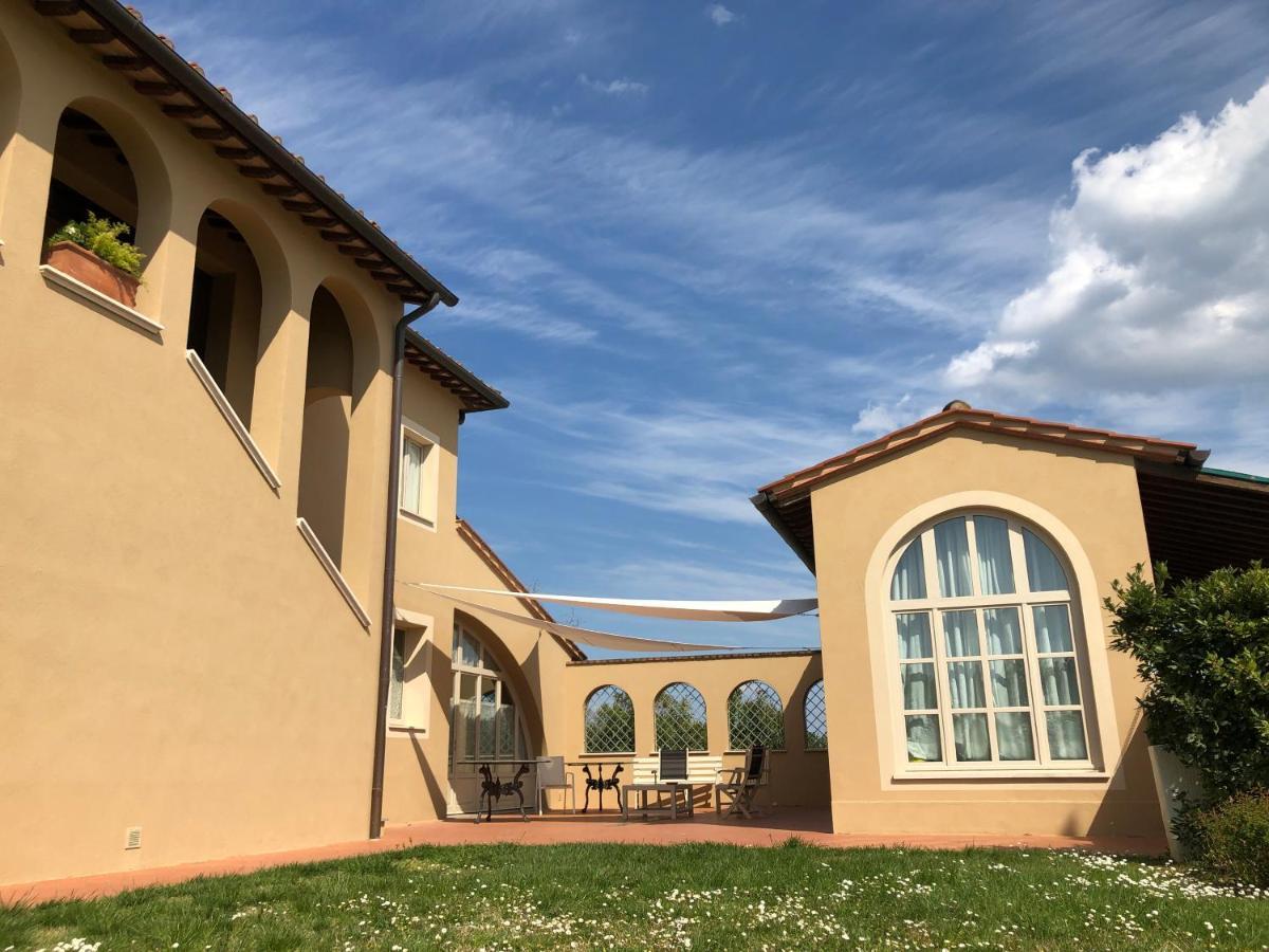 Resort Casale Le Torri Ponsacco Exterior photo