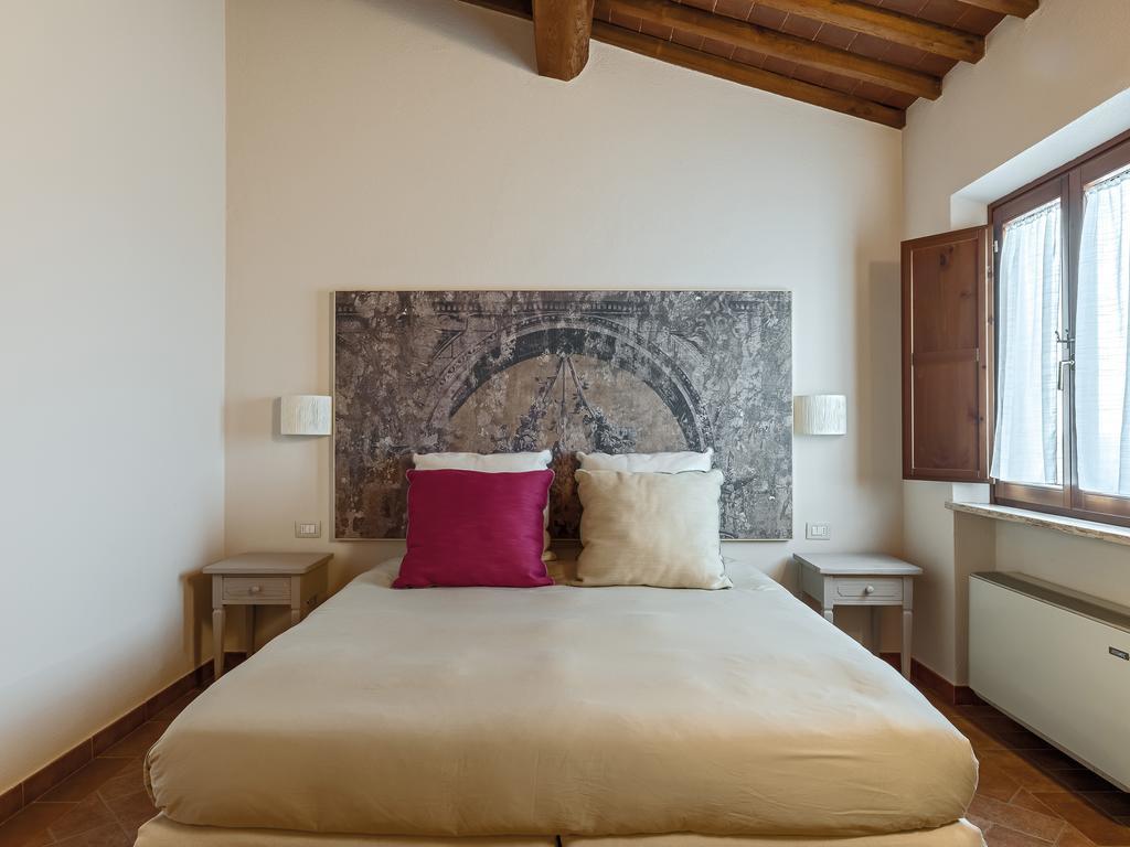 Resort Casale Le Torri Ponsacco Exterior photo